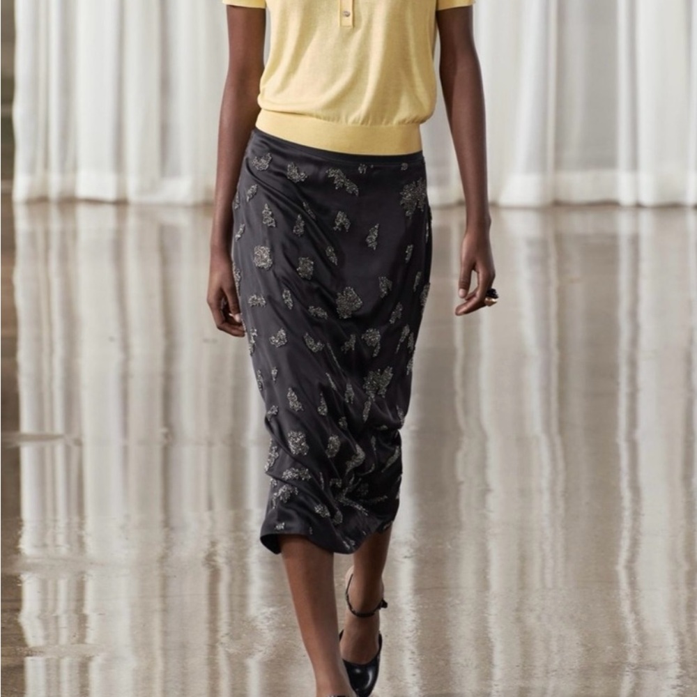 Zara Black Midi Skirt with Floral Pattern